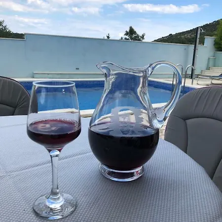 Orosnjak Apartment Vinisce