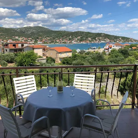 Orosnjak Apartment *